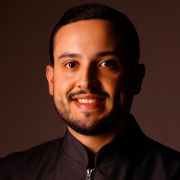 Dr. Matheus Warmiling