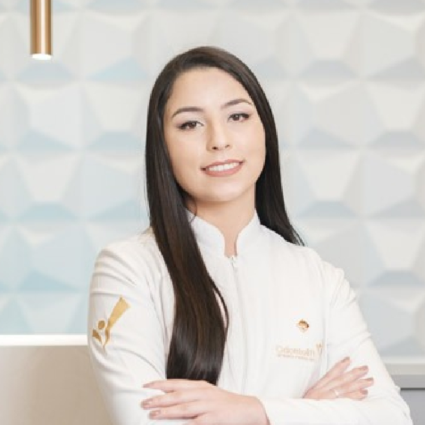 Dra. Camila Artismo